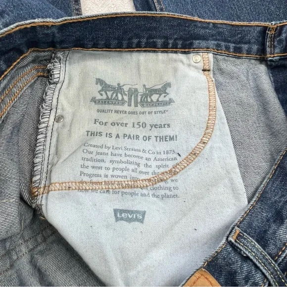 Levi's Relaxed Fit Blue Jeans for Men
Size 48X30 ~ NWT - Picture 3 of 12